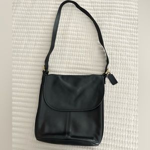 1990’s Coach Whitney 4115 Black Shoulder Bag